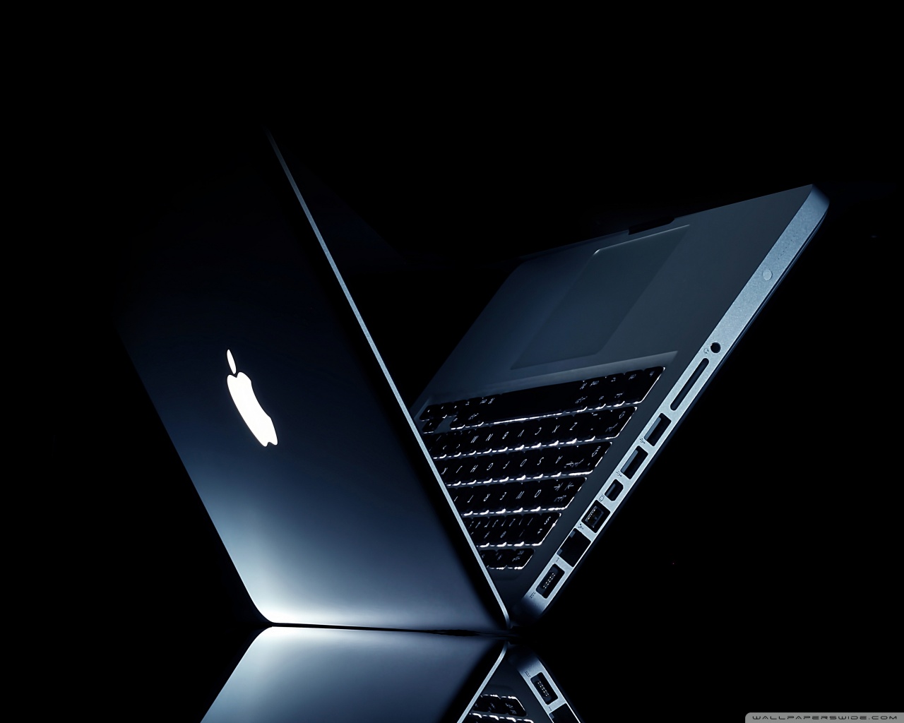 Apple_laptop_macbook_pro_wallpaper.jpg